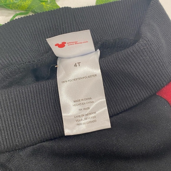 Mickey Mouse 4T kids comfort bundle - Picture 10 of 10